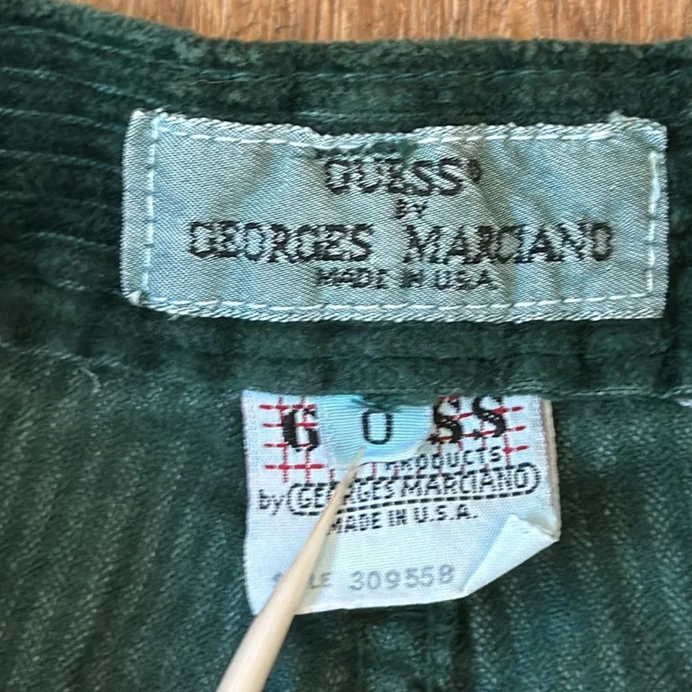 Guess Vintage Green Corduroy Women's Shorts - Picture 4 of 5